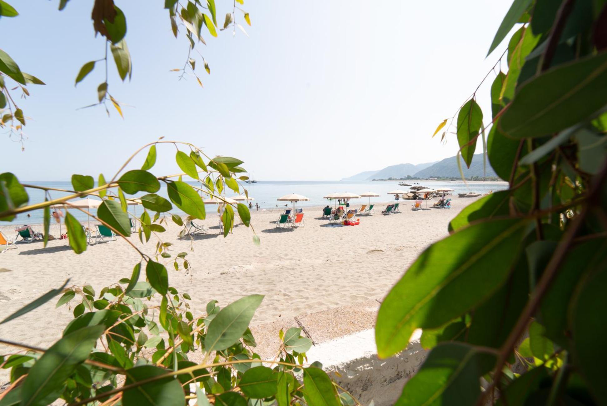 Capo dʼOrlando Testa Di Monaco Natural Beach المظهر الخارجي الصورة